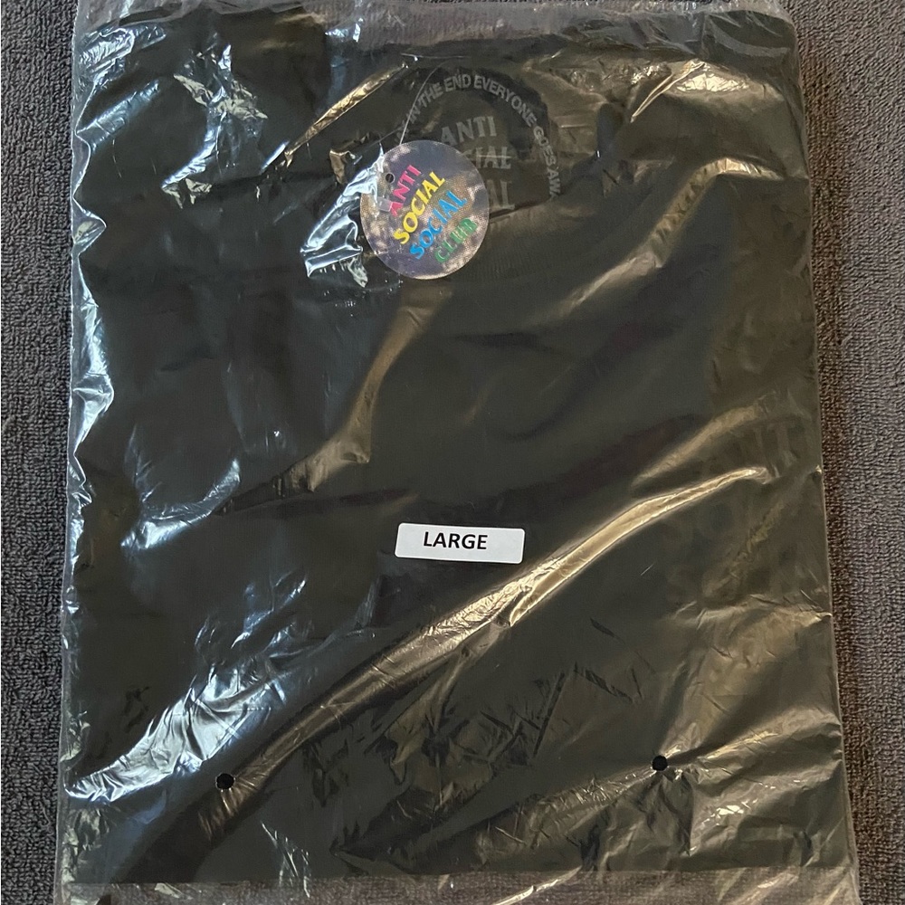 *NWT* Anti Social Social Club “Dramatic” 3M Tee
